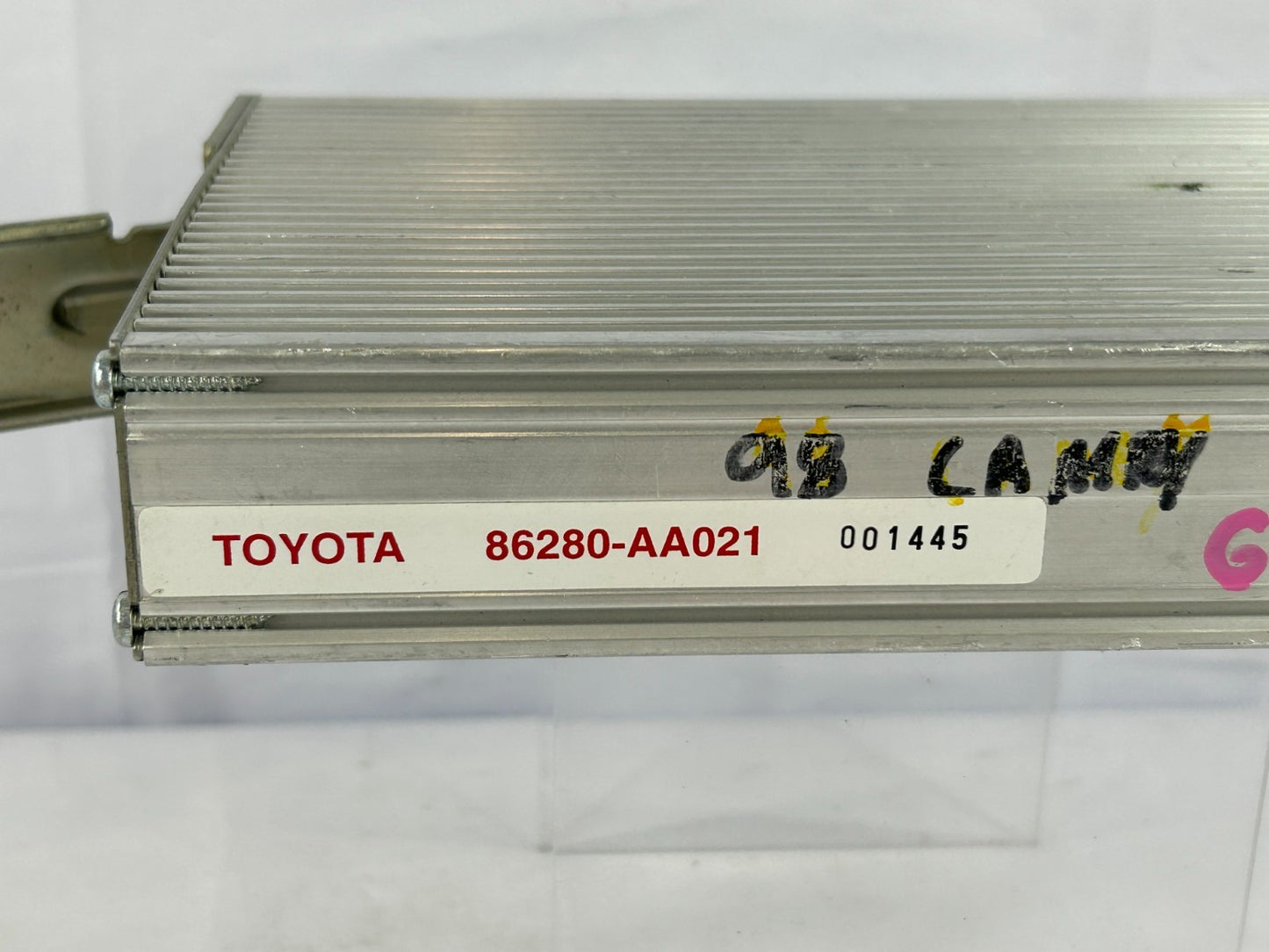 1998-1999 Toyota Camry Radio Amplifier Audio Amp Module Unit OEM 86280-AA021