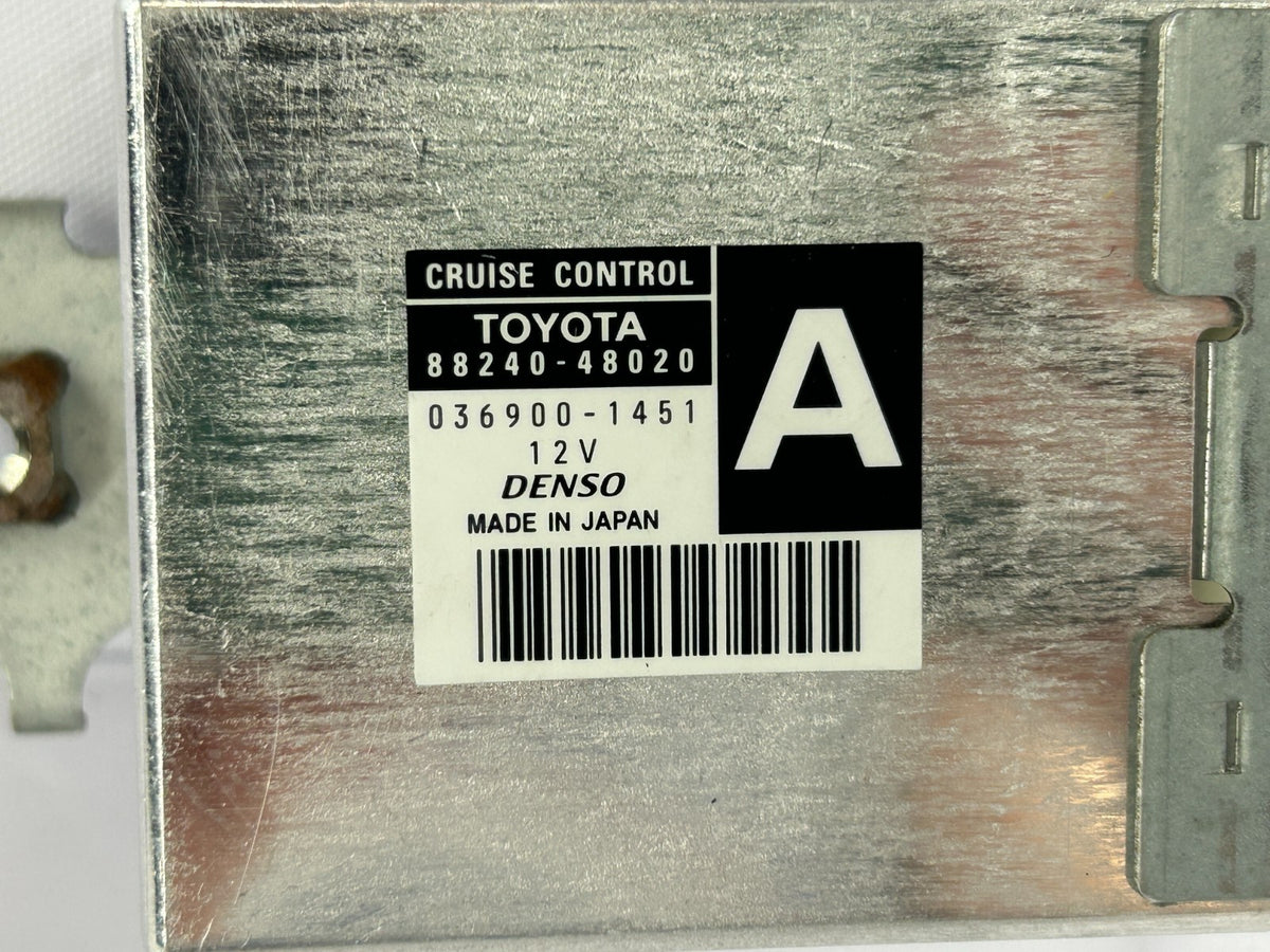 2000-2003 Lexus RX300 Cruise Control Computer Module Unit OEM 88240-48020
