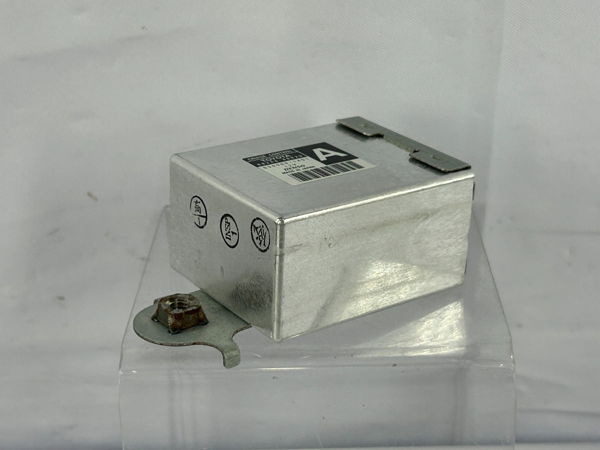 2000-2003 Lexus RX300 Cruise Control Computer Module Unit OEM 88240-48020