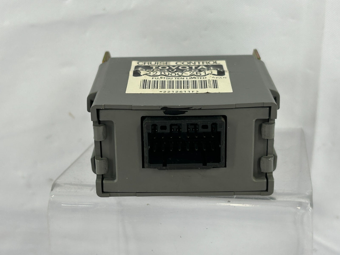 1999-2001 Lexus RX300 Cruise Control Computer Module Unit OEM 88240-48011