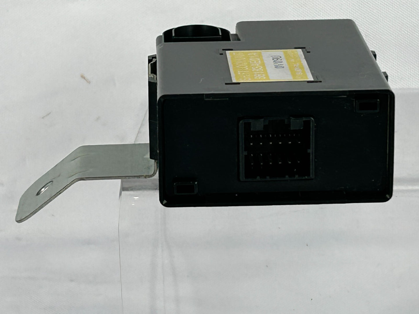 2000-2002 Subaru Outback Shift Lock Control Module Unit OEM 88183AE01A