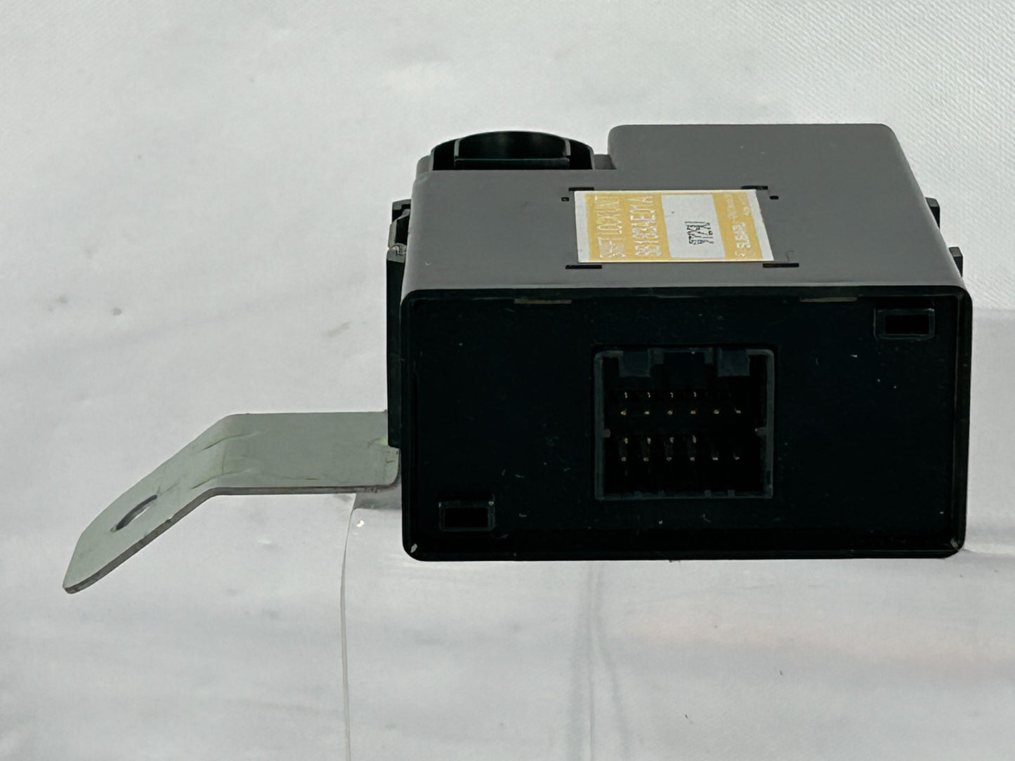2000-2002 Subaru Outback Shift Lock Control Module Unit OEM 88183AE01A