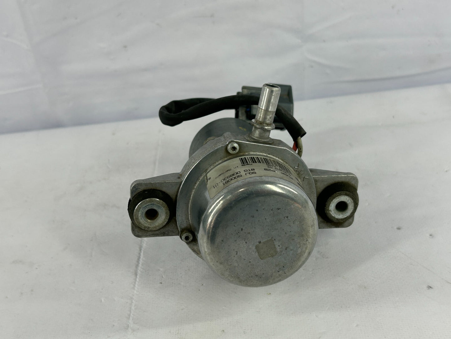 2005-2009 Land Rover LR3 Power Brake Booster Vacuum Pump OEM 8TG 008930-01