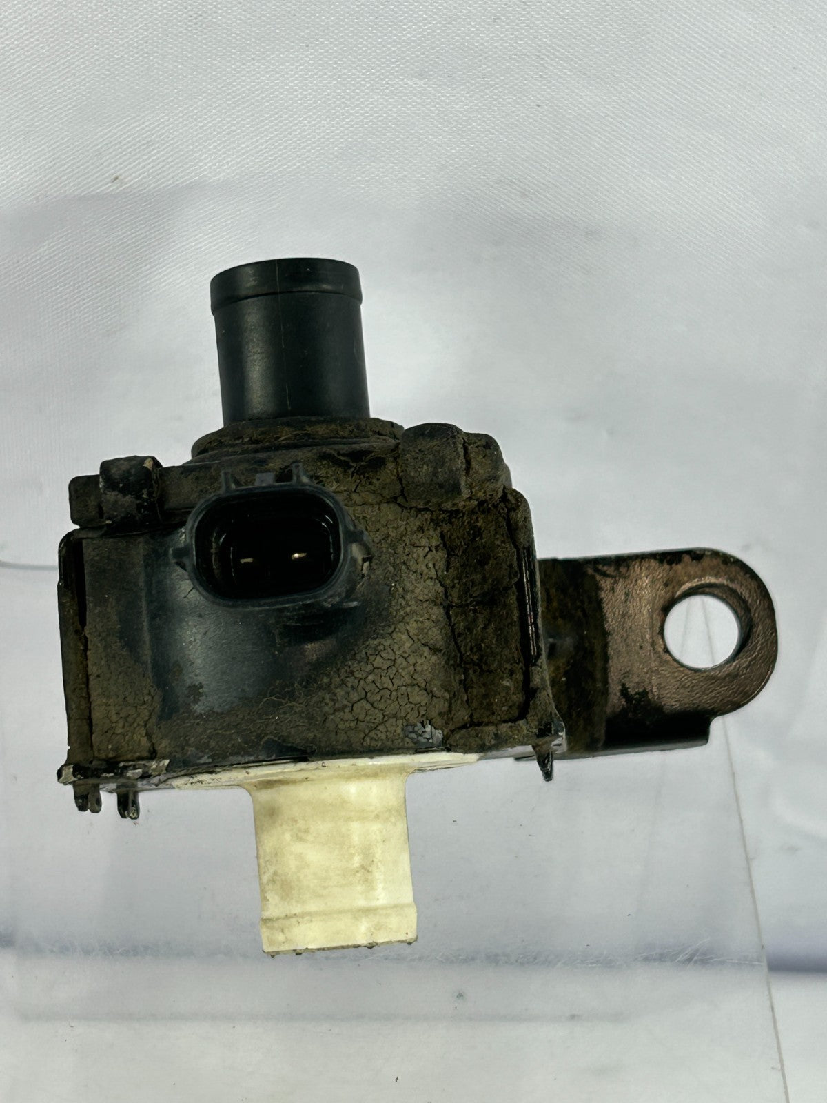 2000-2003 Subaru Outback Legacy Vapor Canister Drain Filter OEM 42084FA120F