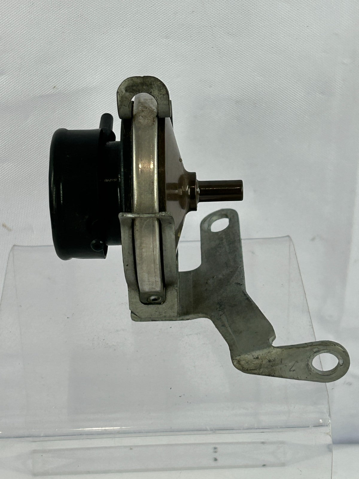95-99 Subaru Legacy Outback Vacuum Solenoid Modulator EGR Valve OEM 14741AA020