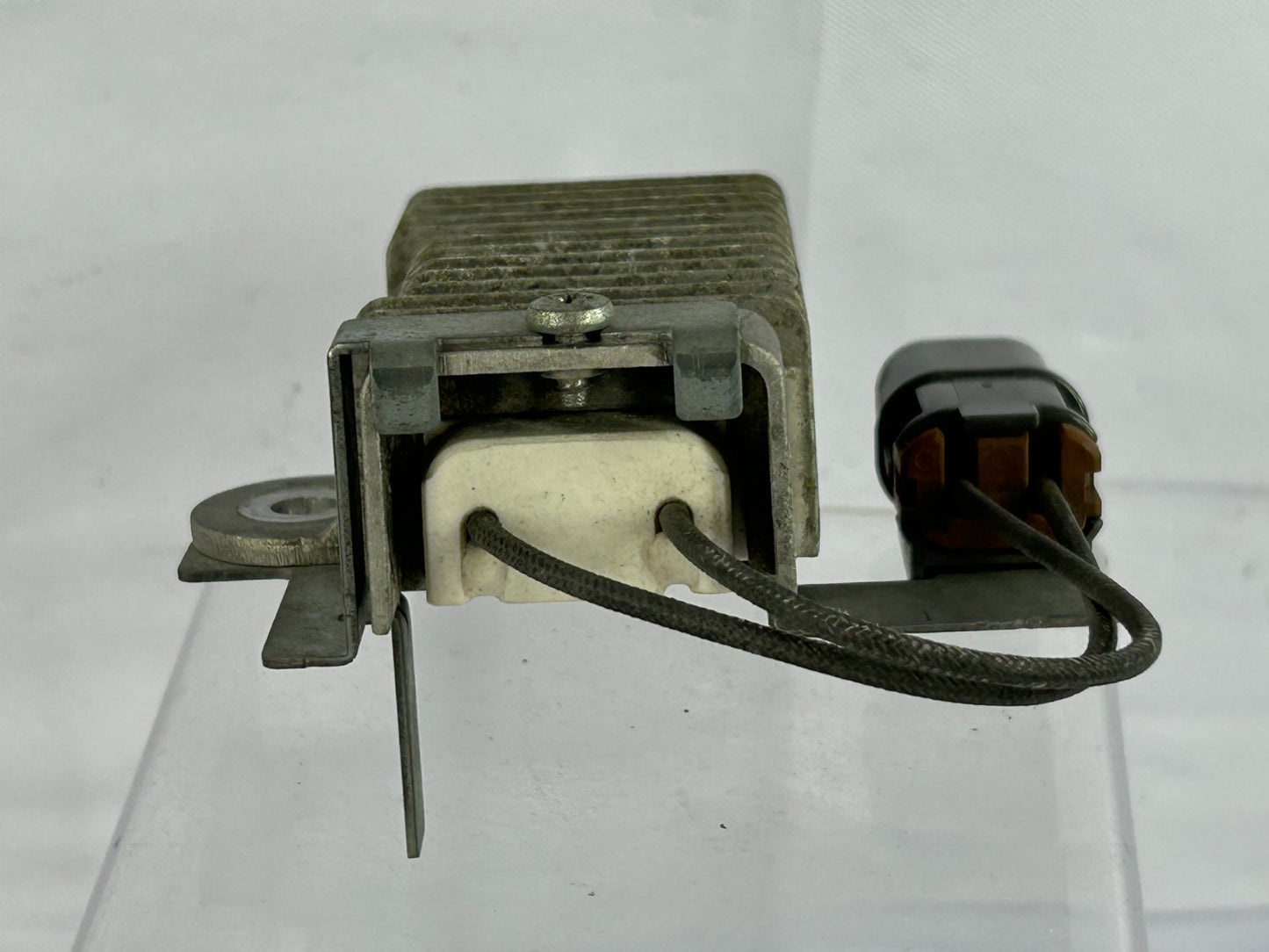 08-16 Subaru Impreza Daytime Running Light Lamp Module Resistor OEM 84057FG000