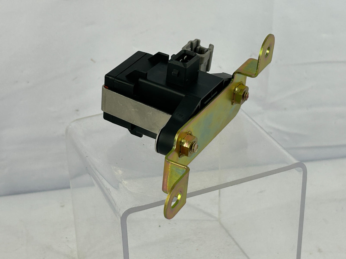 1997-2001 Nissan Pathfinder Deceleration Sensor Module Unit OEM 479301W300