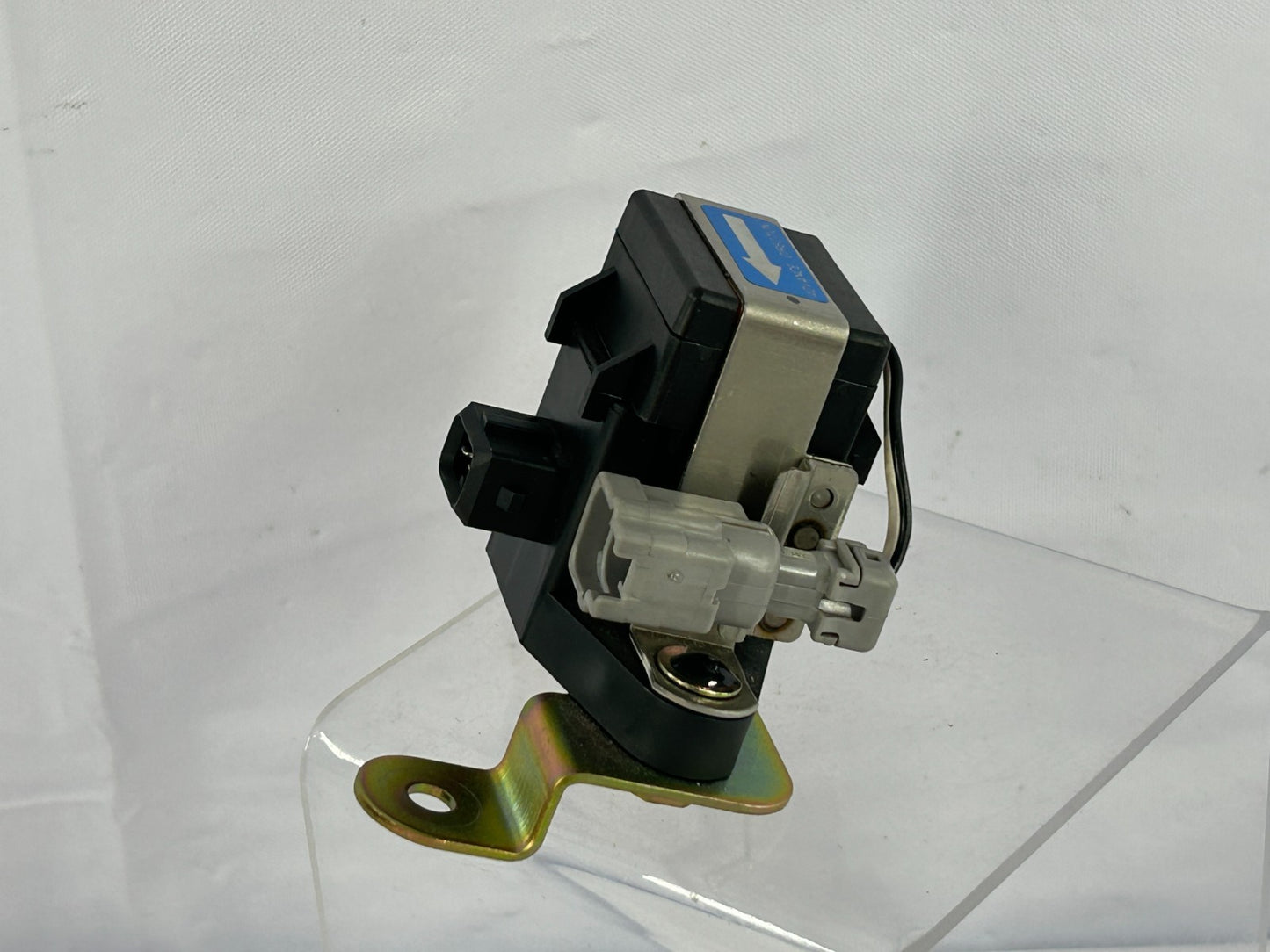 1997-2001 Nissan Pathfinder Deceleration Sensor Module Unit OEM 479301W300
