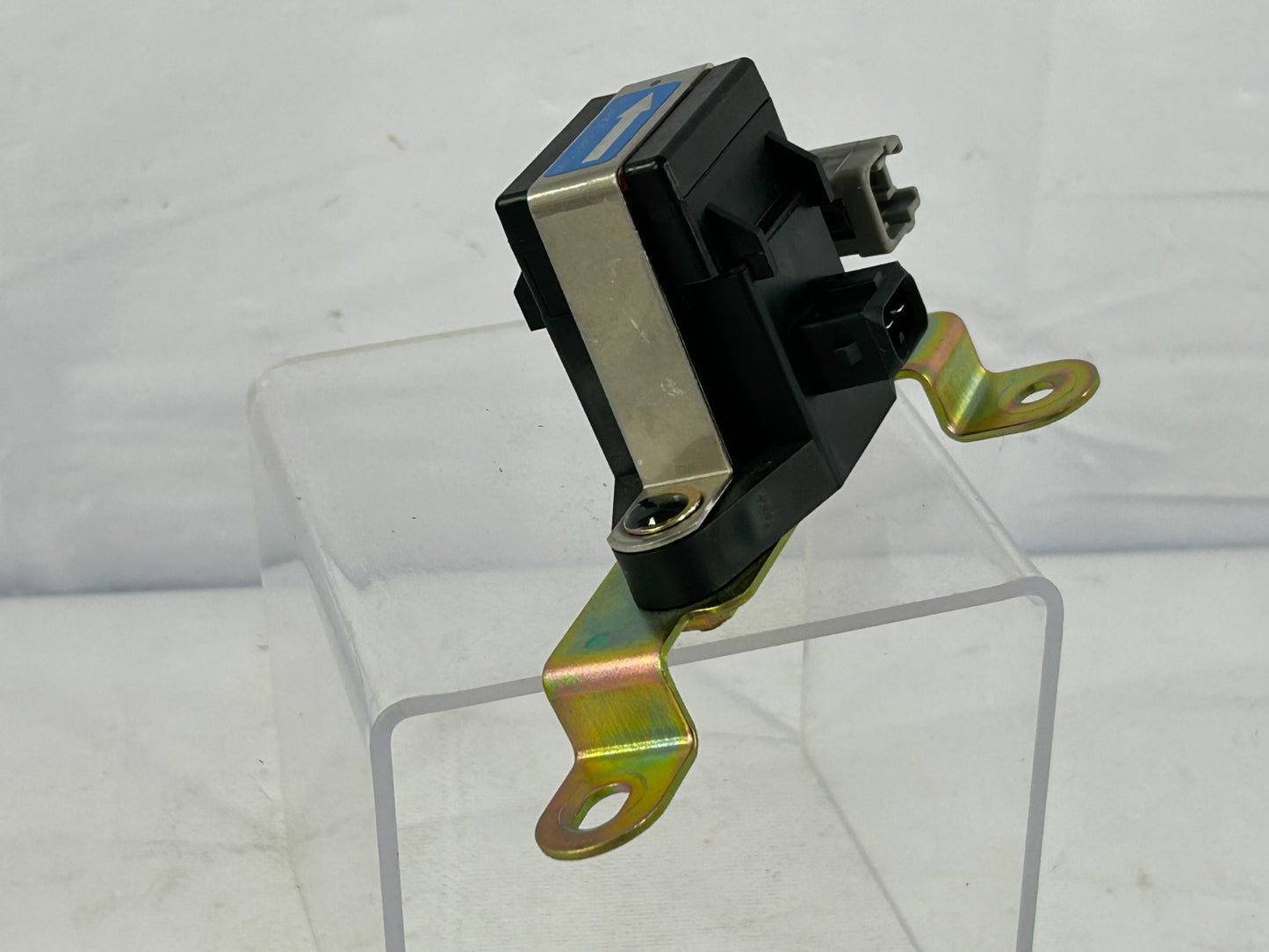 1997-2001 Nissan Pathfinder Deceleration Sensor Module Unit OEM 479301W300
