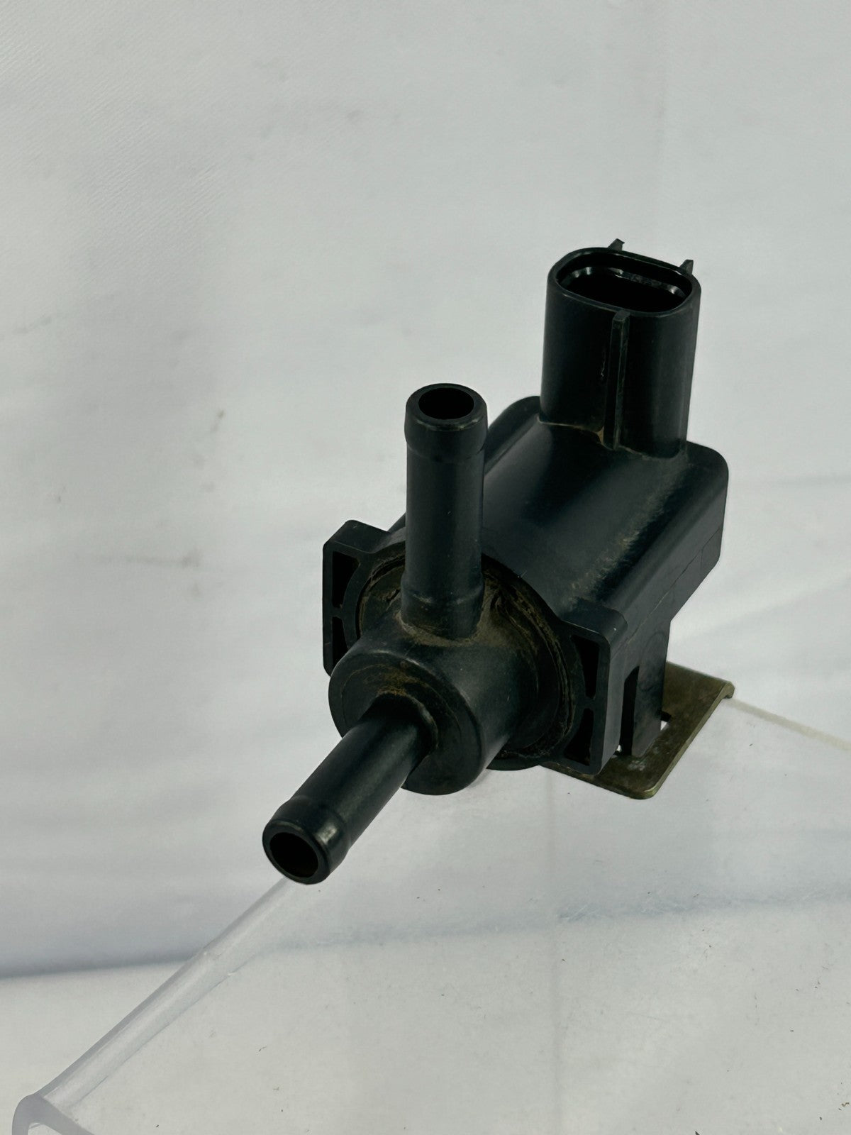 2003-2009 Toyota 4Runner Vacuum Vapor Canister Purge Valve OEM 90910-12259