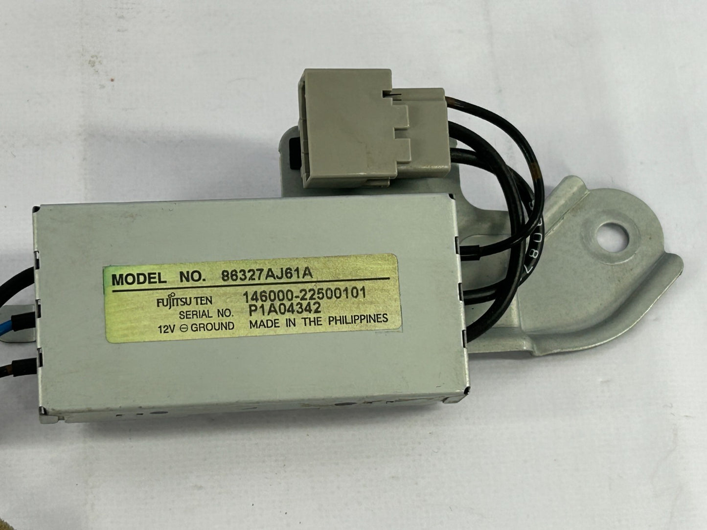 2010-2014 Subaru Outback Radio Antenna Amplifier Control Module OEM 86327AJ61A