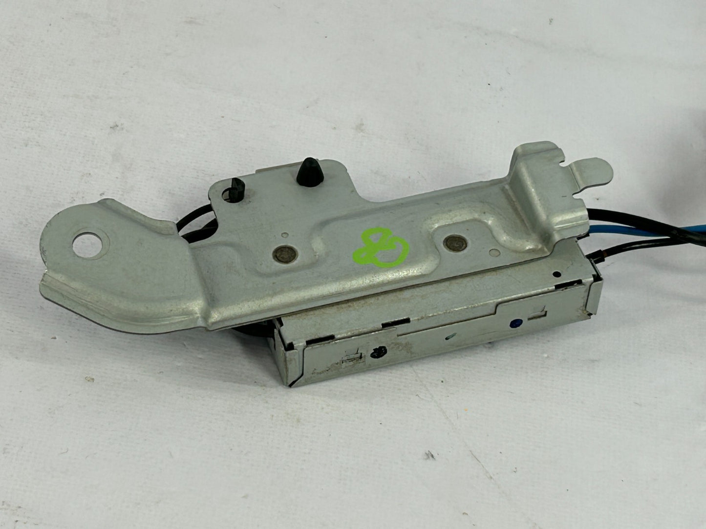 2010-2014 Subaru Outback Radio Antenna Amplifier Control Module OEM 86327AJ61A
