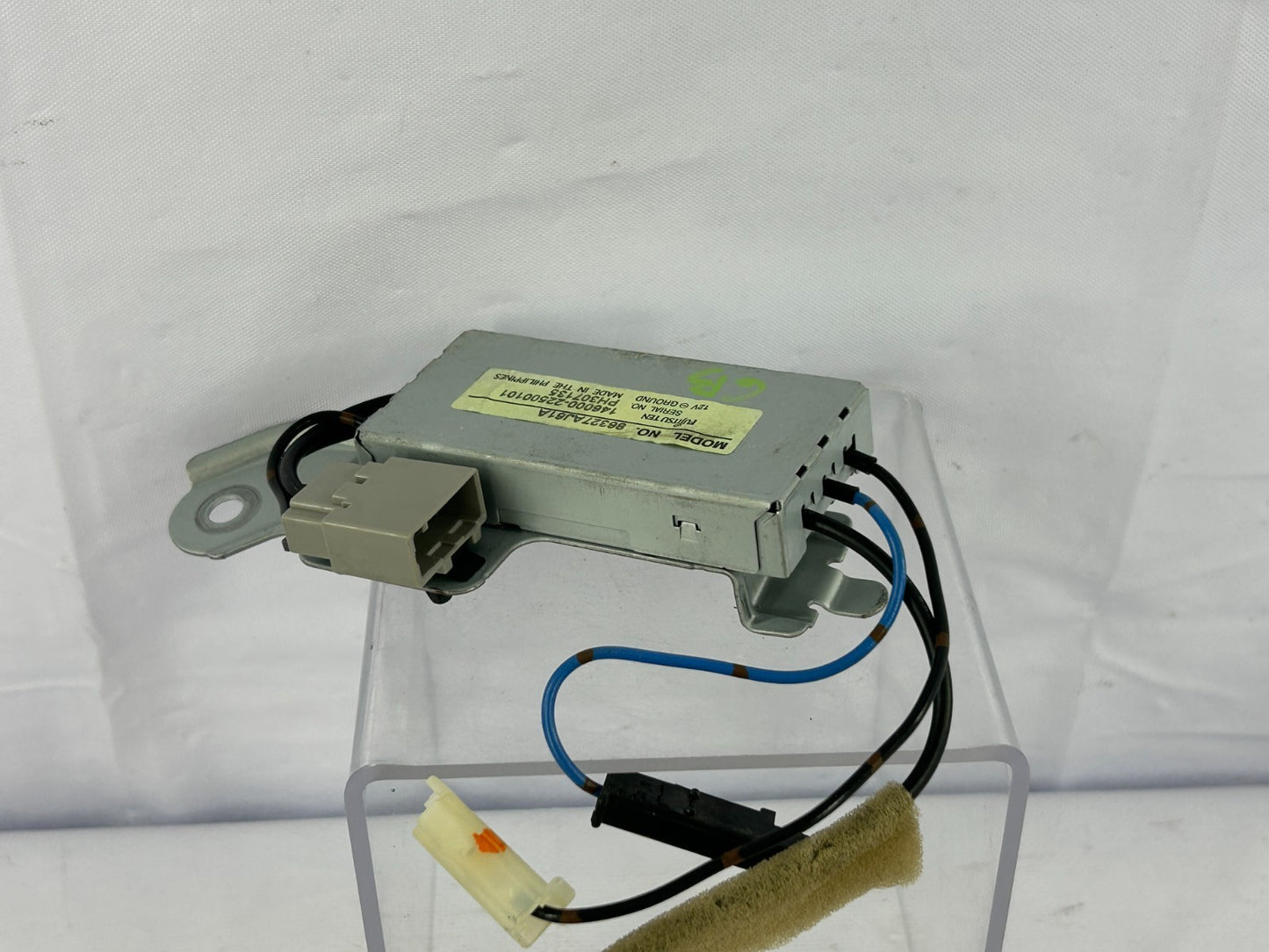 2010-2014 Subaru Outback Radio Antenna Amplifier Control Module OEM 86327AJ61A