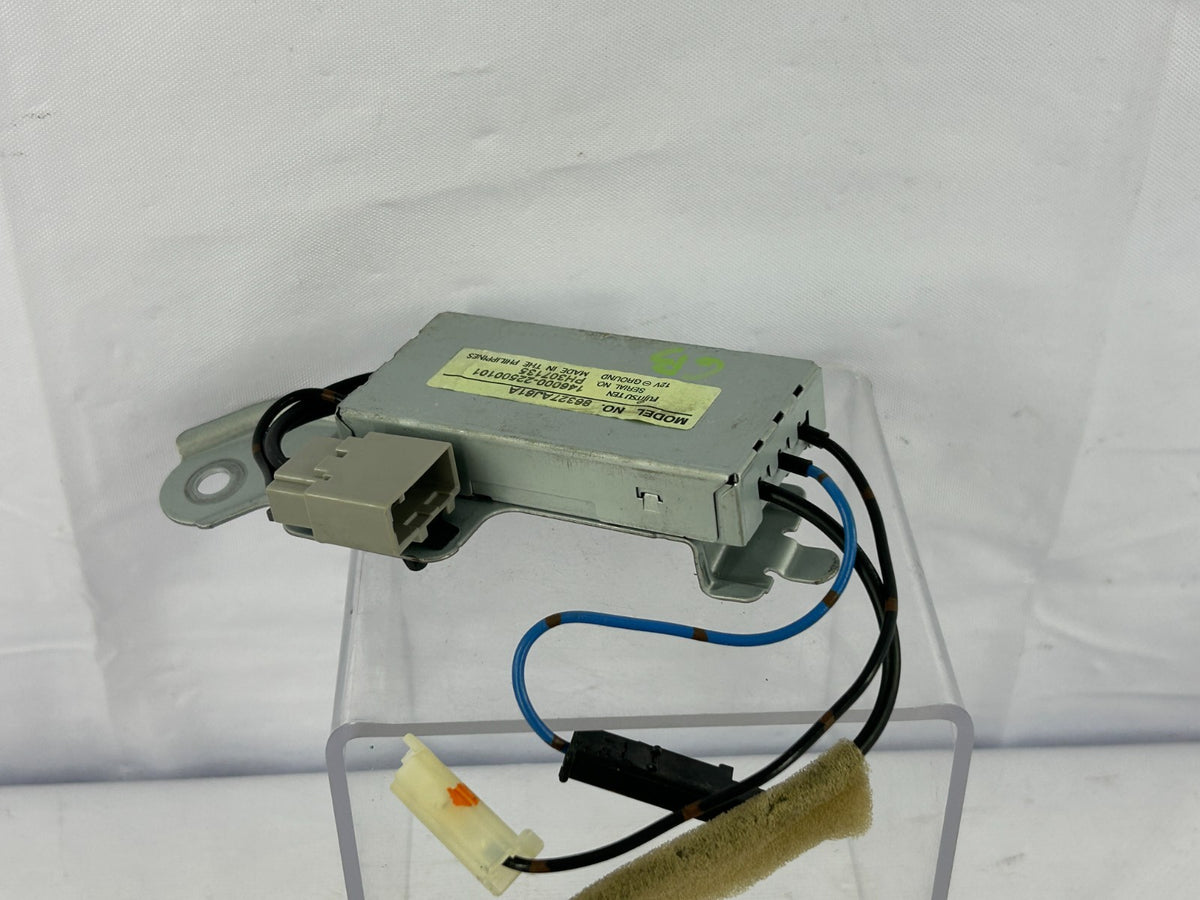 2010-2014 Subaru Outback Radio Antenna Amplifier Control Module OEM 86327AJ61A