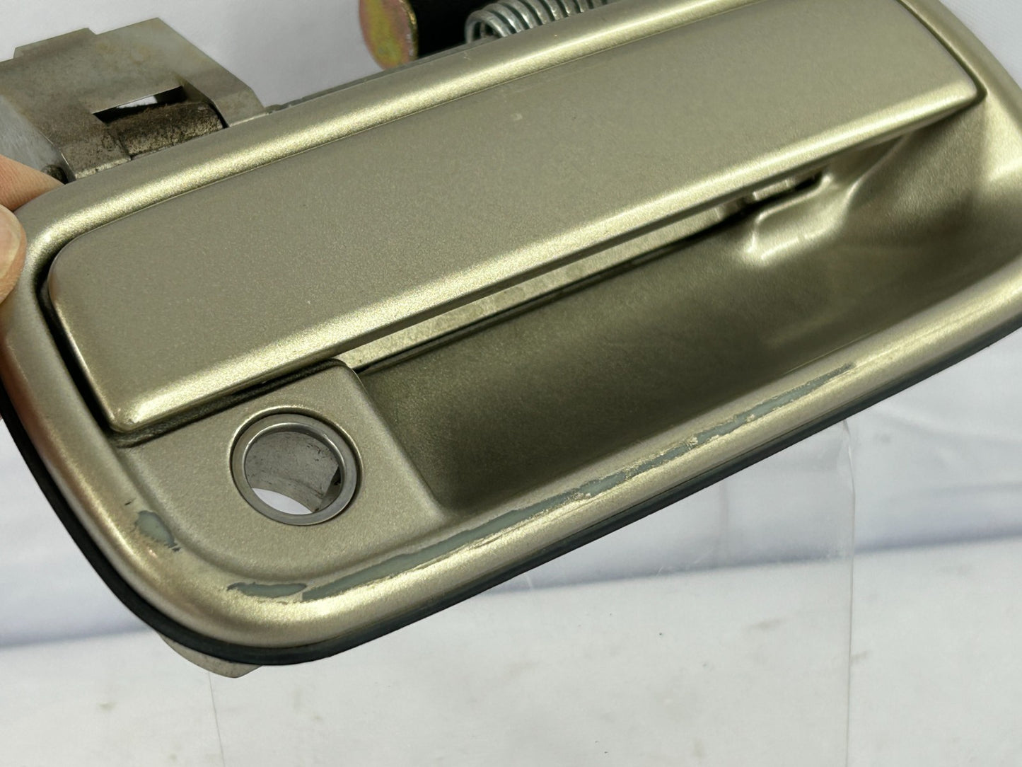 2000-2002 Toyota 4Runner Front Right Side Exterior Door Handle OEM 69210-35100
