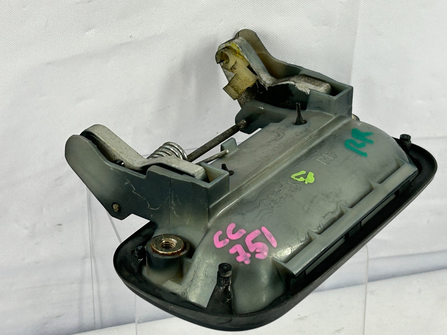 1997-1999 Toyota 4Runner Rear Right Side Exterior Door Handle OEM 69230-35060