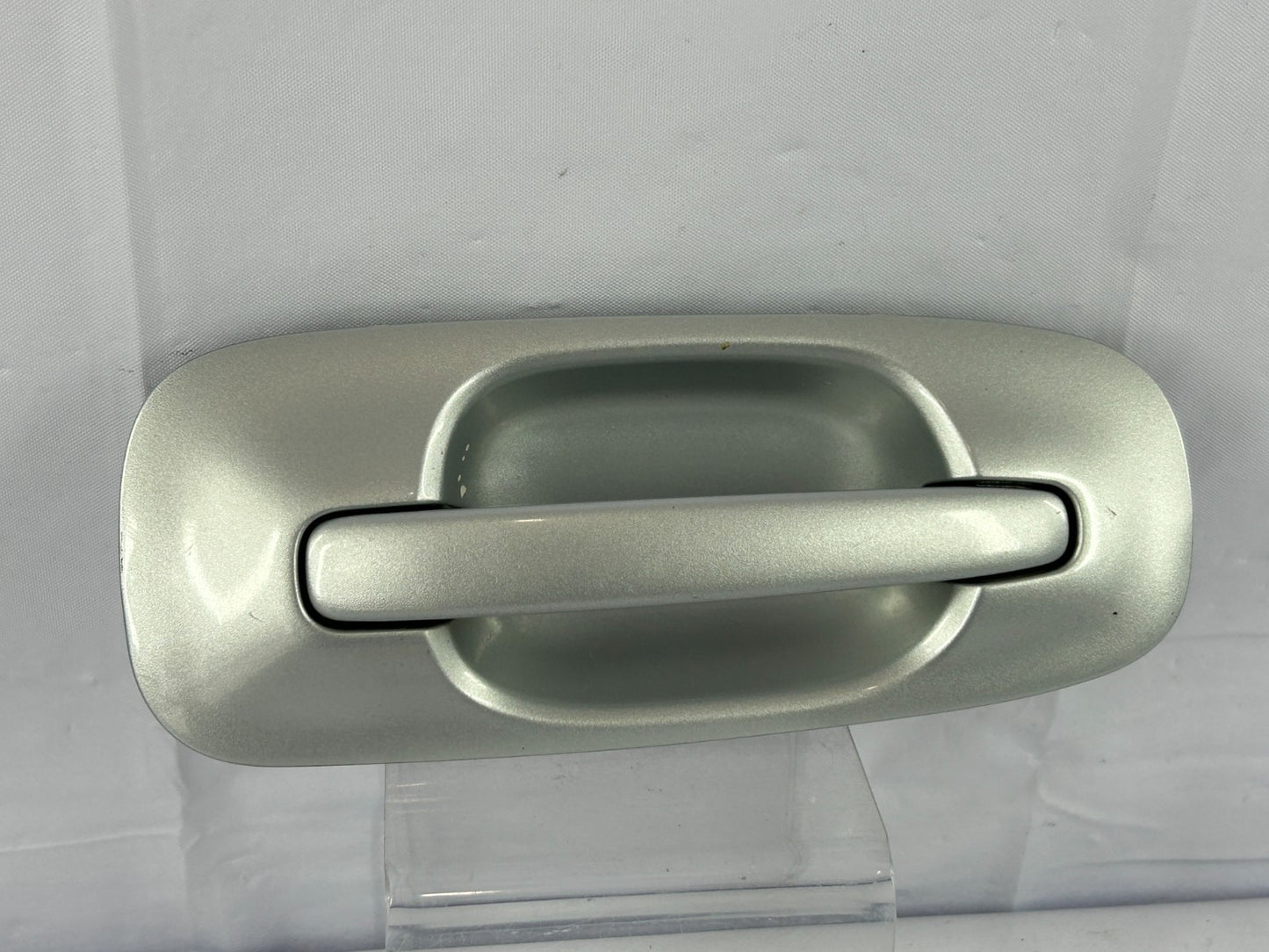 2002-2005 Subaru Impreza Rear Right Side Exterior Door Handle OEM 61022FE020TG