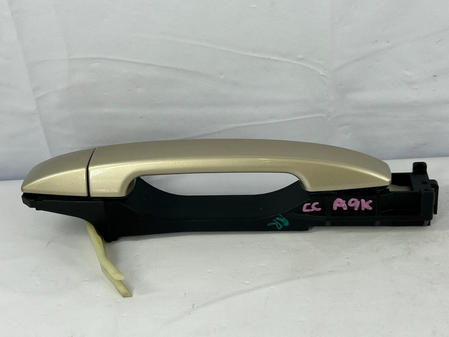 2010-2014 Subaru Outback Rear Right Side Exterior Door Handle OEM 61169AJ10A