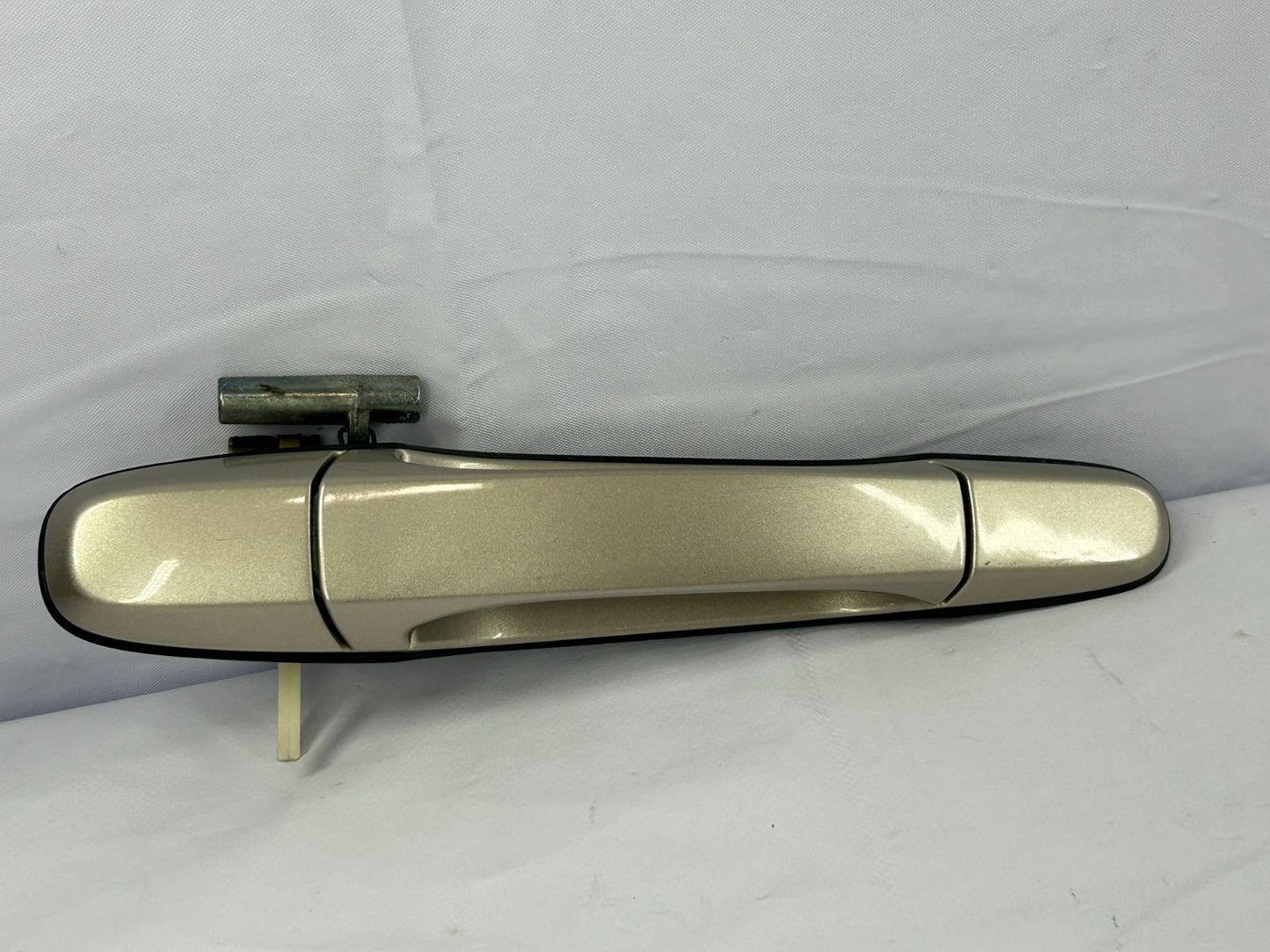 2000-2003 Lexus RX300 Rear Right Side Exterior Door Handle OEM 69230-48020-E0