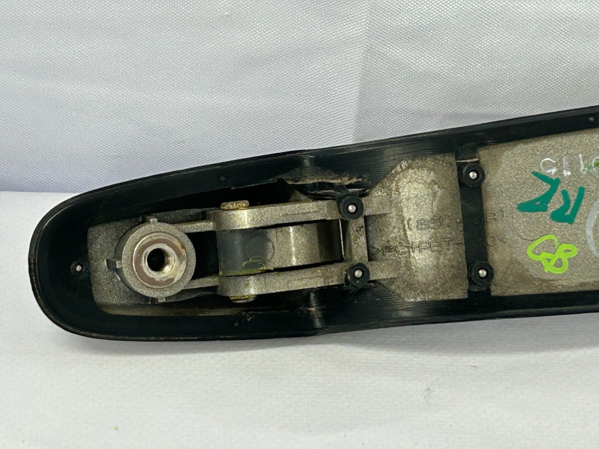 2000-2003 Lexus RX300 Rear Right Side Exterior Door Handle OEM 69230-48020-E0