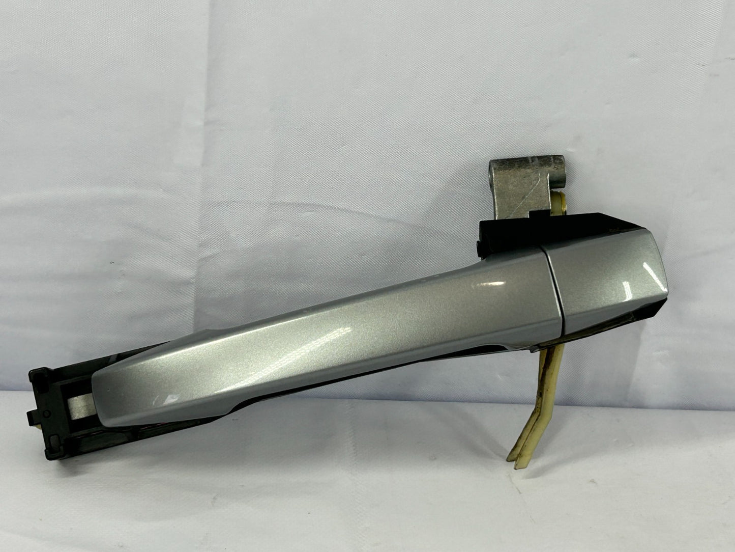 2010-2014 Subaru Outback Rear Left Exterior Outside Door Handle OEM 61169AJ10A