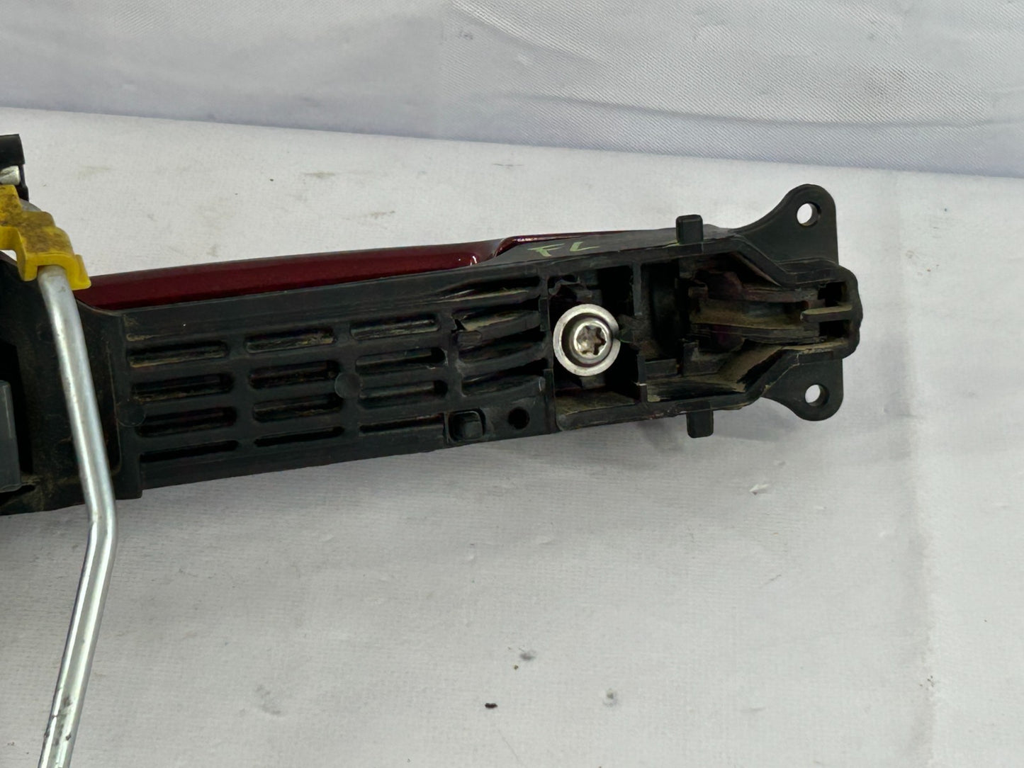 2006-2013 Suzuki Grand Vitara Front Left Exterior Door Handle OEM 82812-63J00