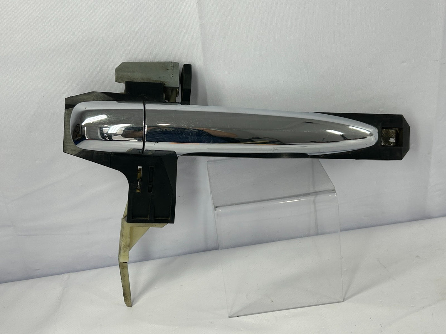 2006-2014 Subaru Tribeca Rear Right Side Exterior Door Handle OEM 61160XA01A