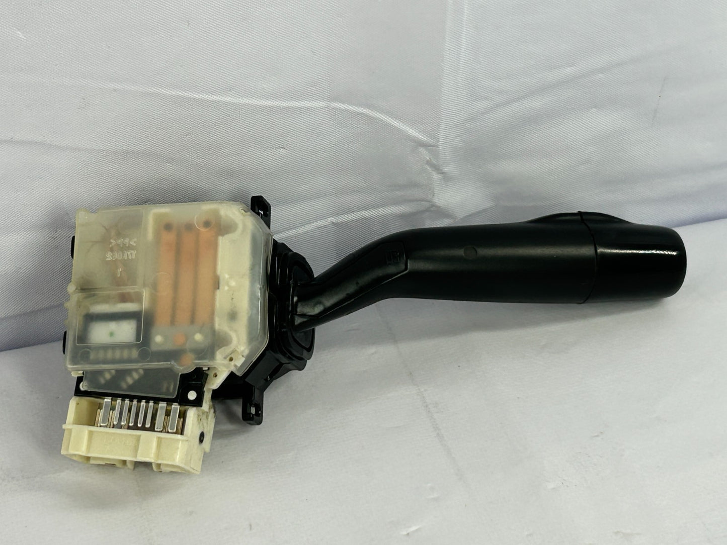 1998-2003 Toyota Sienna Headlight Turn Signal Switch Lever Arm OEM 84140-08020