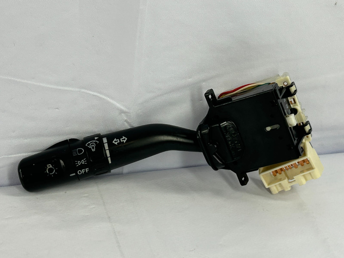 06-08 Subaru Forester Headlight Turn Signal Control Switch Arm OEM 83115FE050