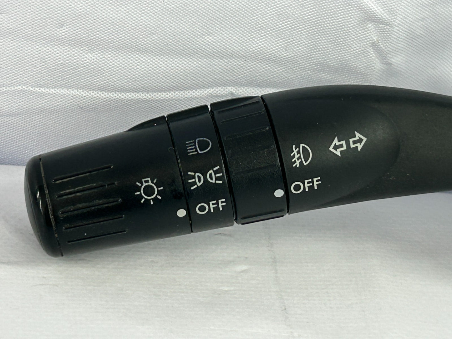 05-07 Subaru Outback Headlight Turn Signal Control Switch Dimmer OEM 83115AG051