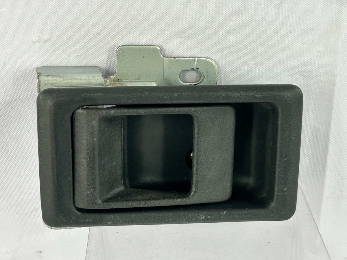 94-04 Land Rover Discovery Rear Right Side Interior Door Handle OEM DBP6532LNF