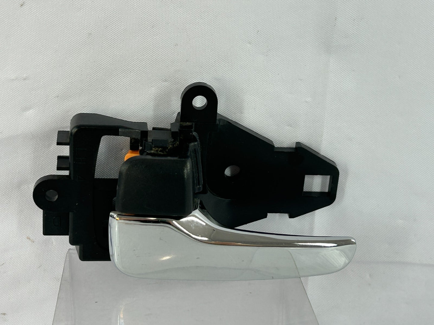 2007-2013 Mitsubishi Outlander Front Left Side Interior Door Handle OEM 5716A087