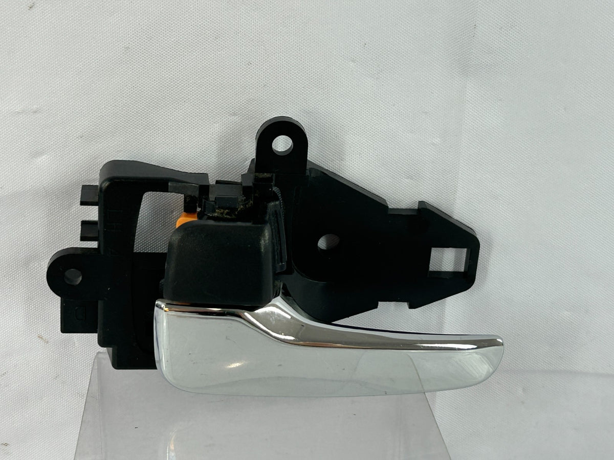2007-2013 Mitsubishi Outlander Front Left Side Interior Door Handle OEM 5716A087