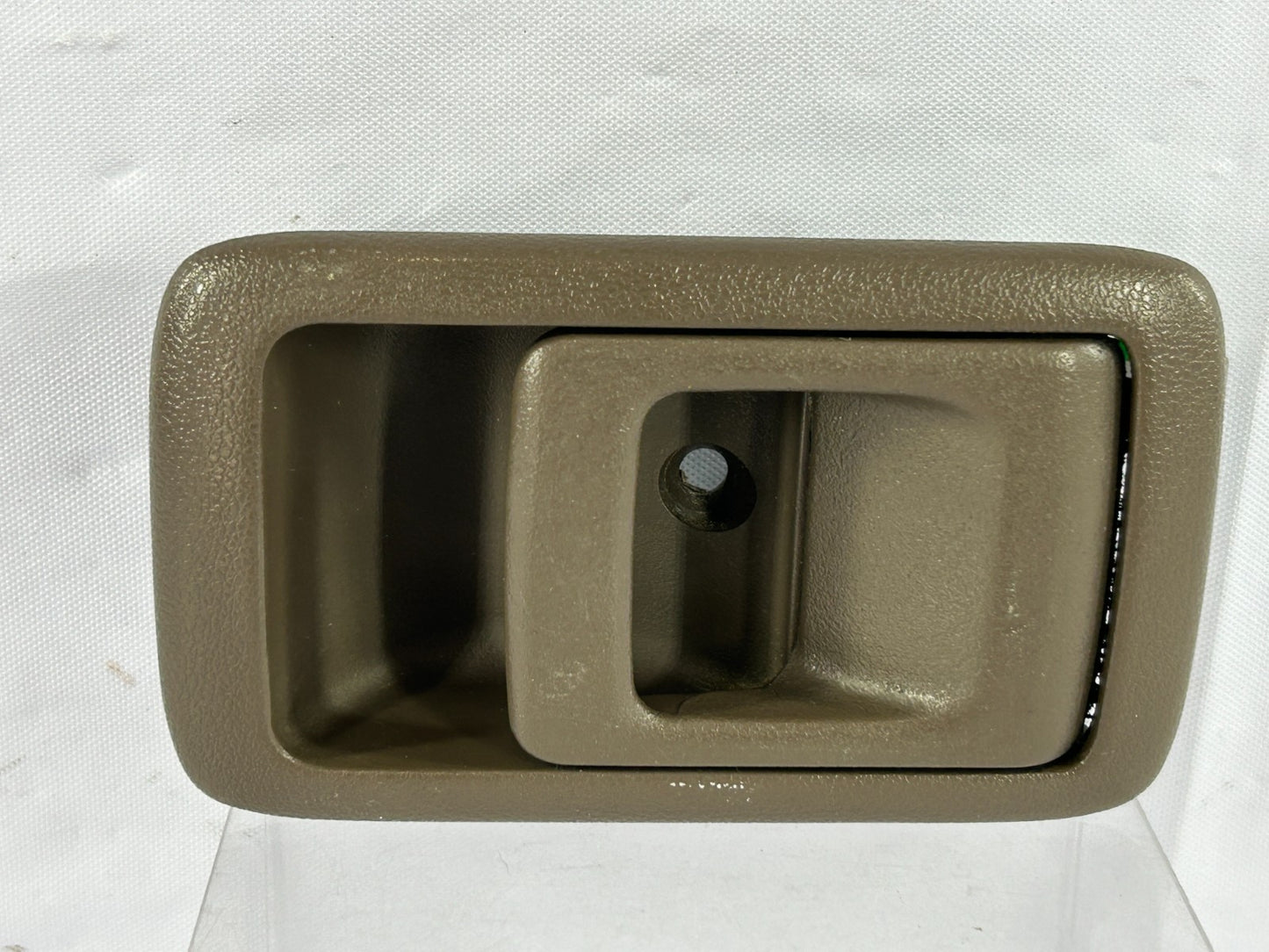 96-99 Toyota 4Runner Rear Front Right Side Interior Door Handle 69205-10070-E0
