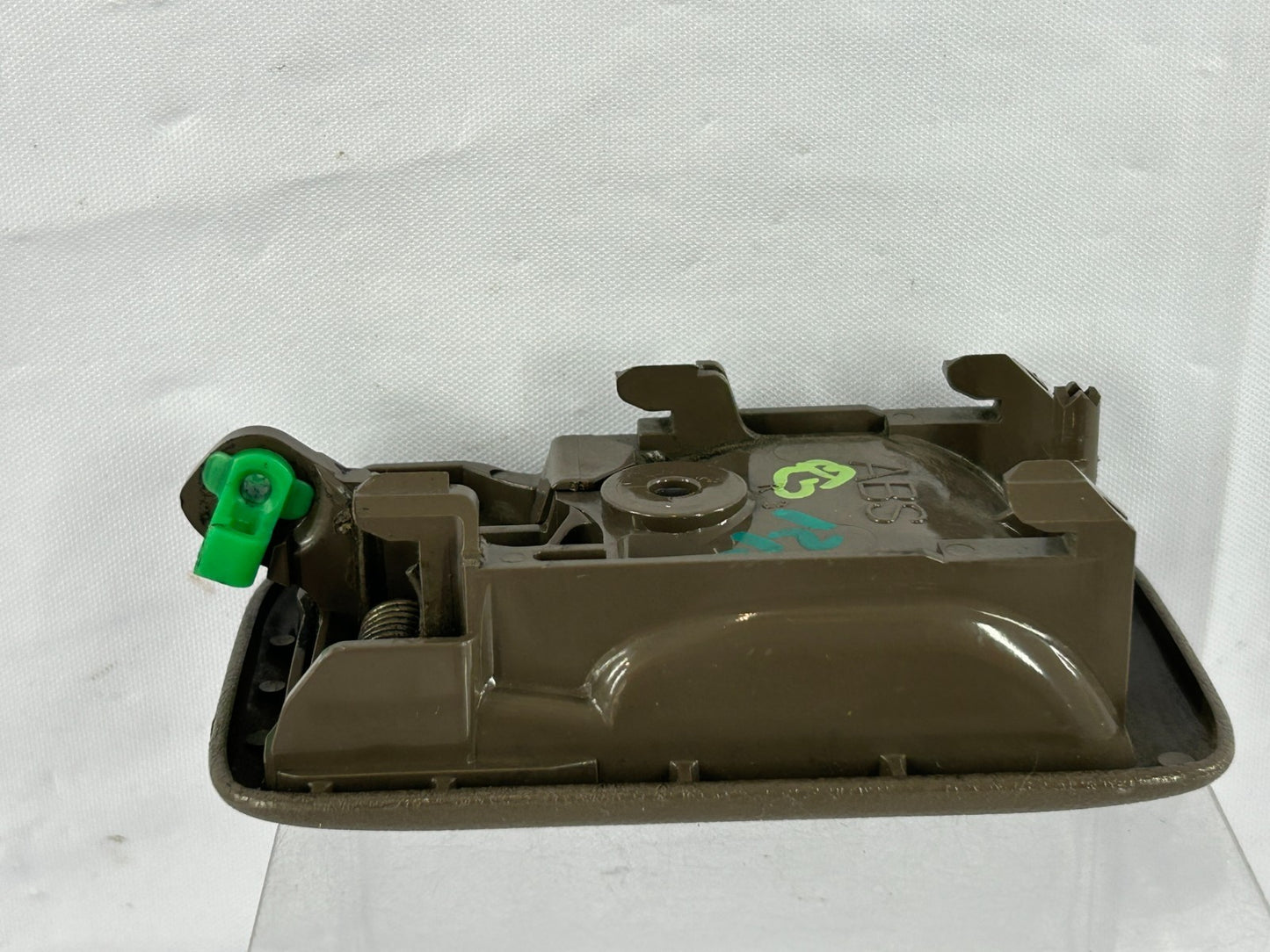 96-99 Toyota 4Runner Rear Front Right Side Interior Door Handle 69205-10070-E0