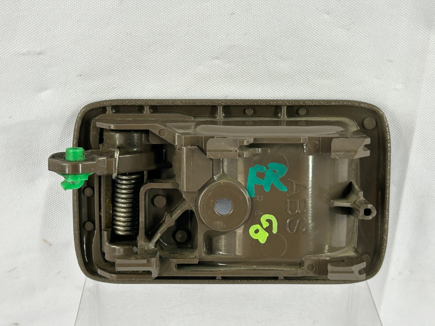 1996-1999 Toyota 4Runner Front Right Interior Door Handle OEM 69205-10070-E0