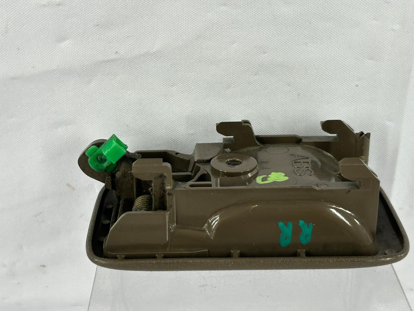 96-99 Toyota 4Runner Rear Right Interior Door Handle Brown OEM 69205-10070-E0