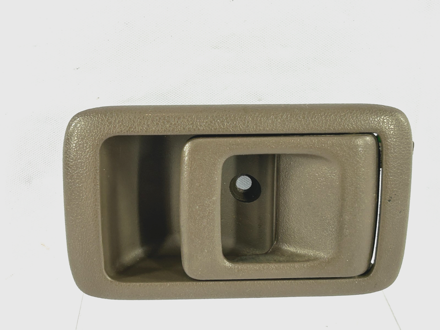 1996-1999 Toyota 4Runner Rear Right Interior Door Handle OEM 69205-10070-E0