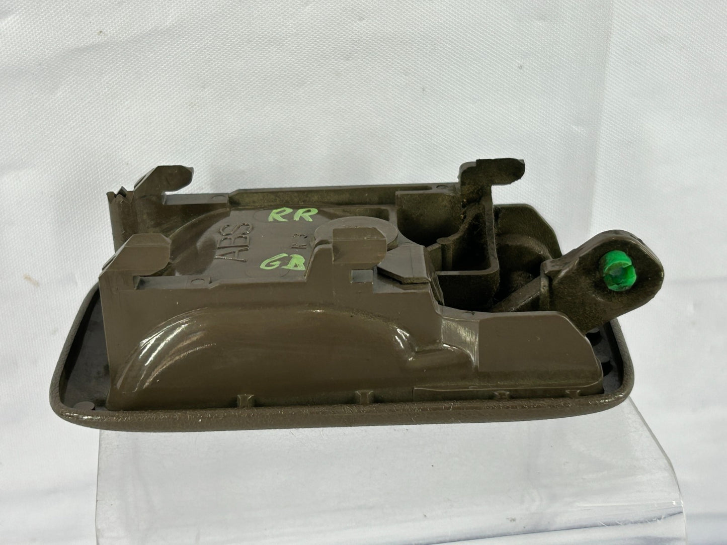 1996-1999 Toyota 4Runner Rear Right Interior Door Handle OEM 69205-10070-E0