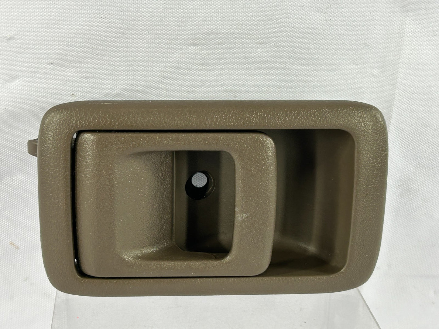 1996-1999 Toyota 4Runner Rear Left Side Interior Door Handle OEM 69206-10070-E0