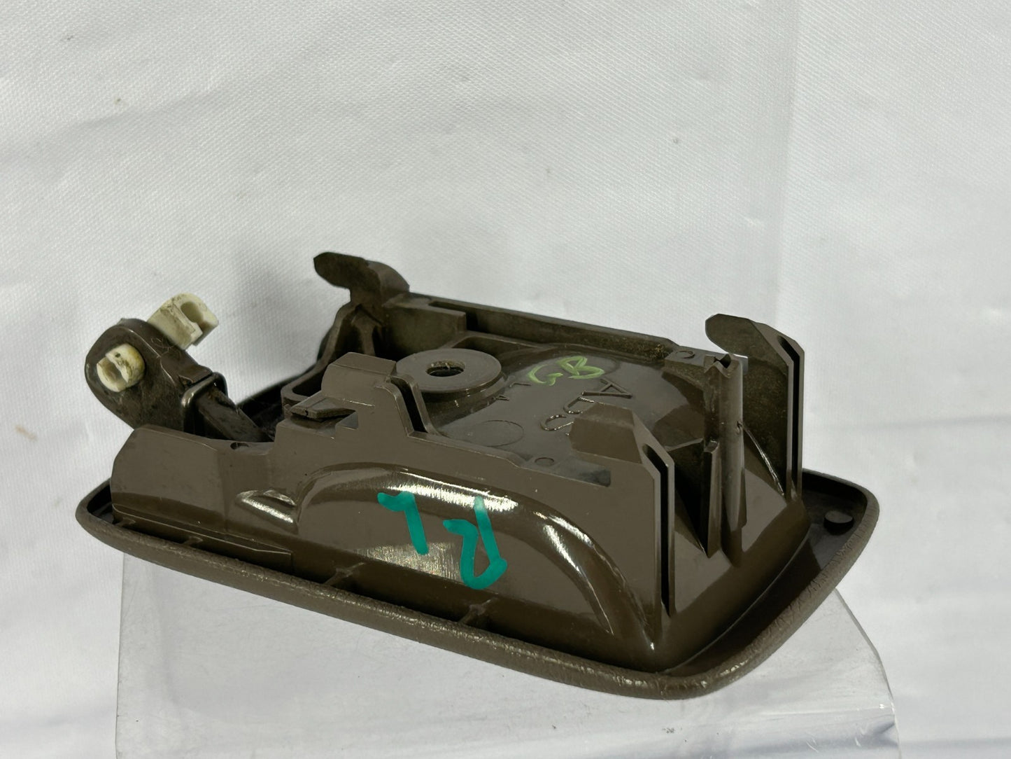 1996-1999 Toyota 4Runner Rear Left Side Interior Door Handle OEM 69206-10070-E0