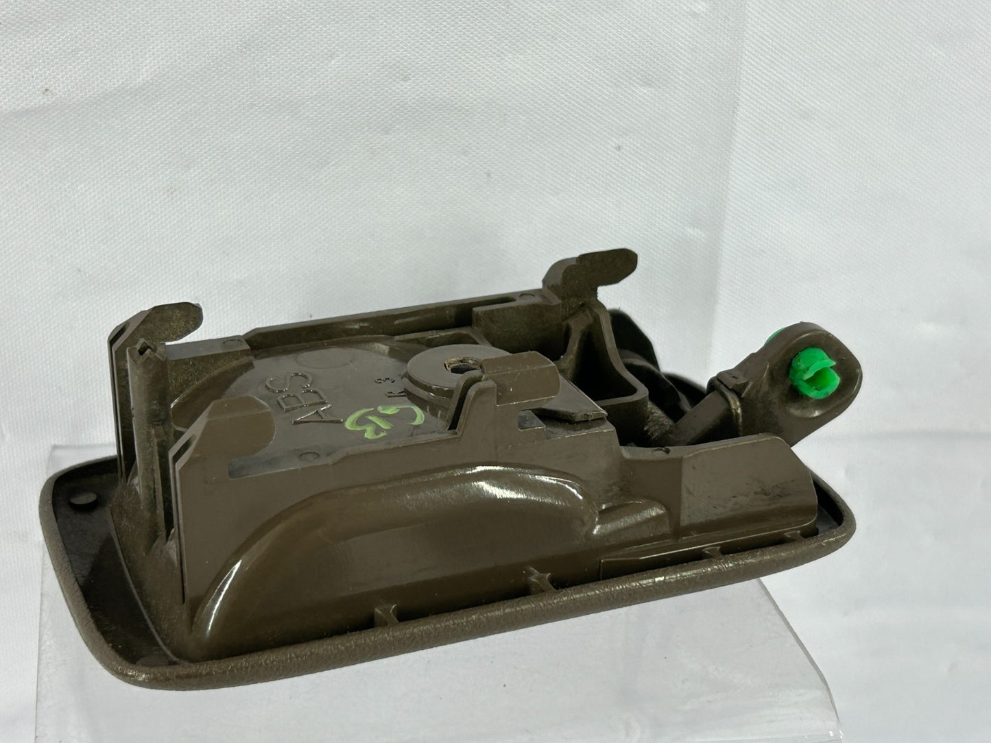96-99 Toyota 4Runner Rear Right Interior Door Handle Brown OEM 69205-10070-E0