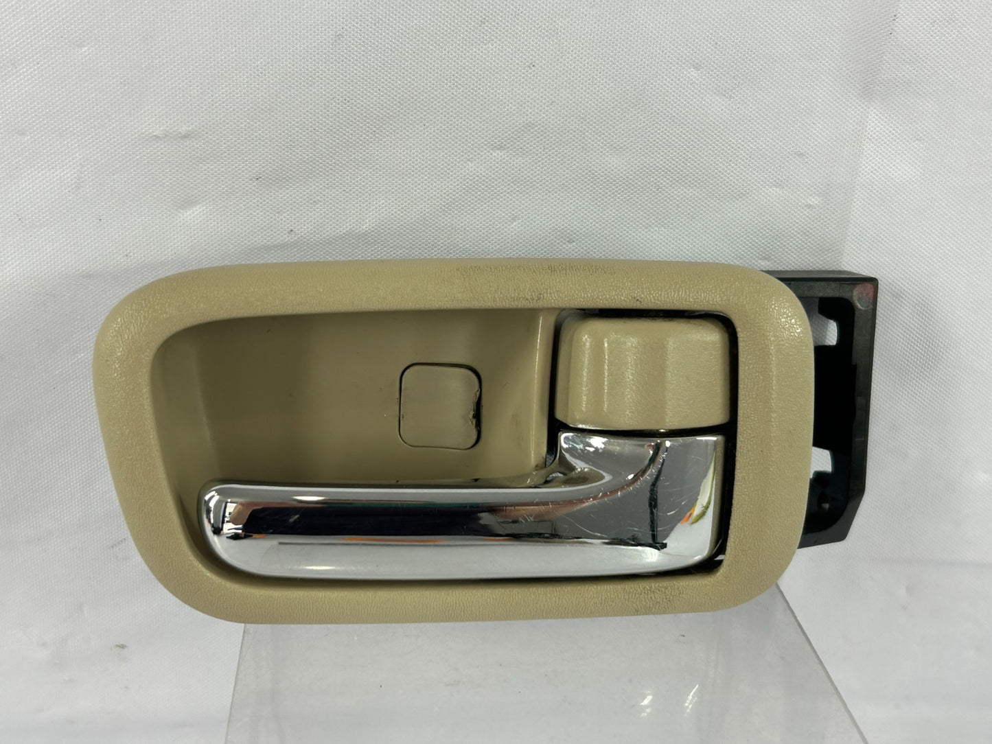 2000-2003 Lexus RX300 Front Right Inner Door Handle Beige OEM 69205-48010-A0