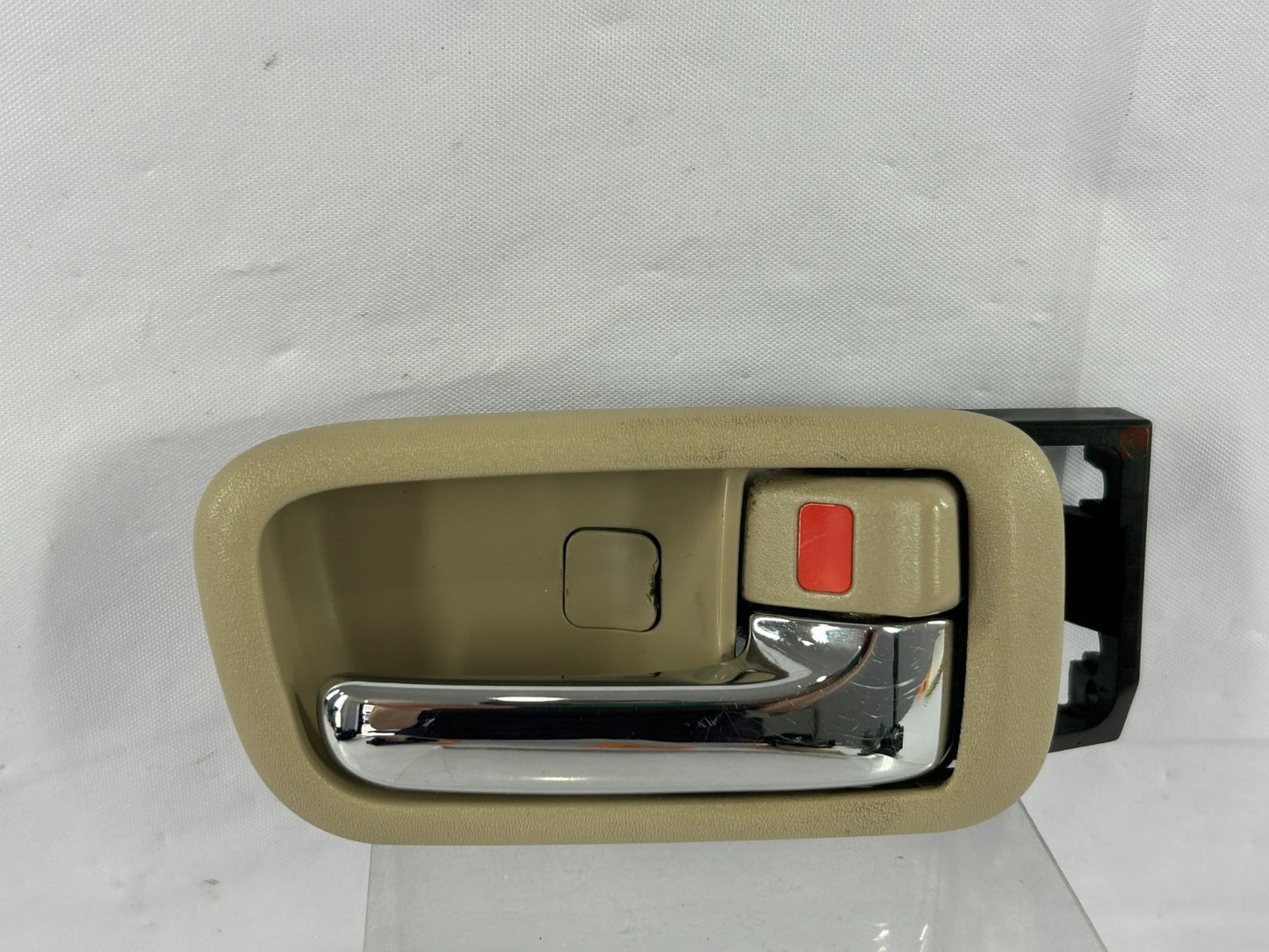 2000-2003 Lexus RX300 Front Right Inner Door Handle Beige OEM 69205-48010-A0