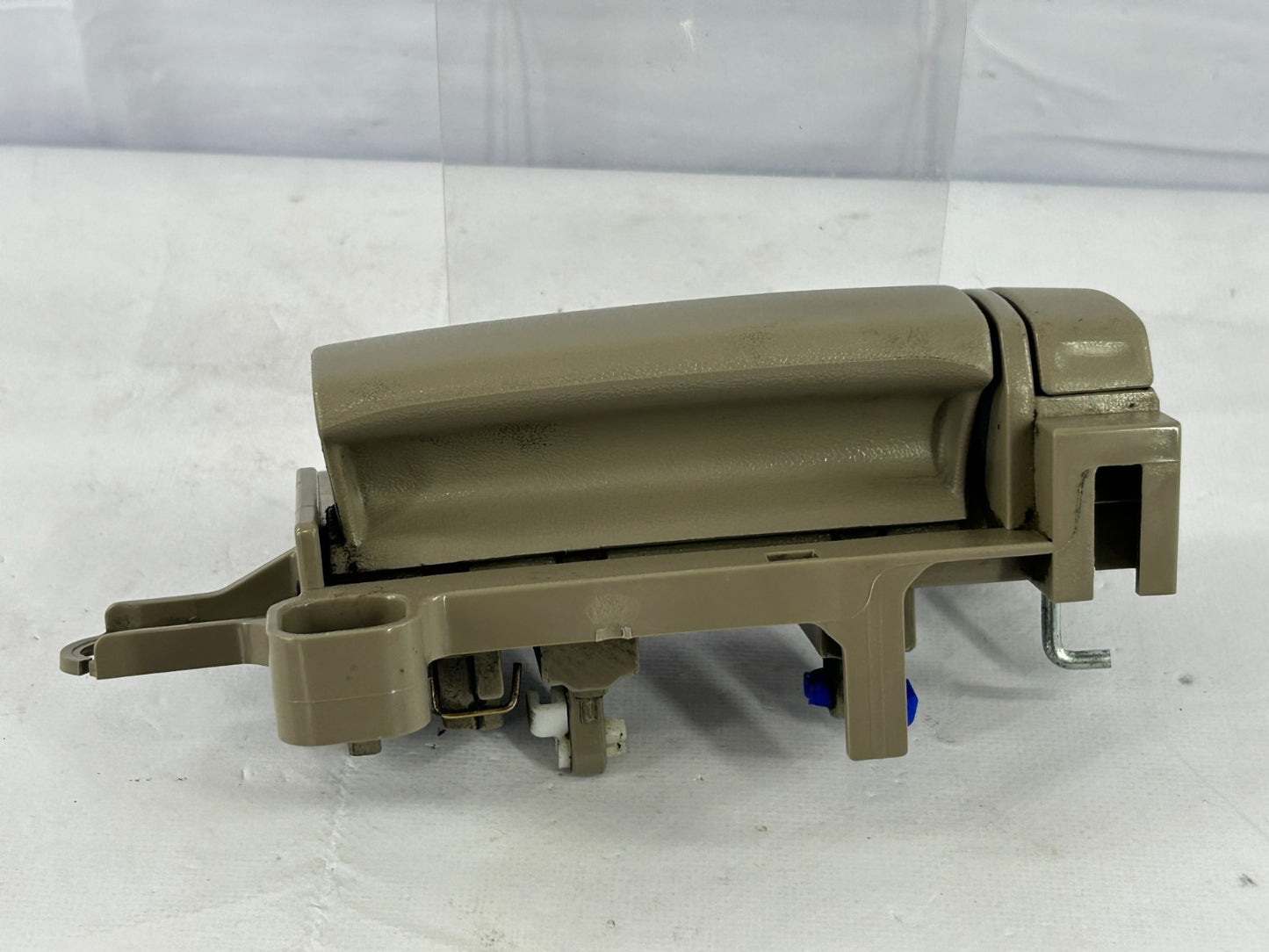 2004-2010 Toyota Sienna Rear Left Inner Door Handle Beige OEM 69208-08010-E1