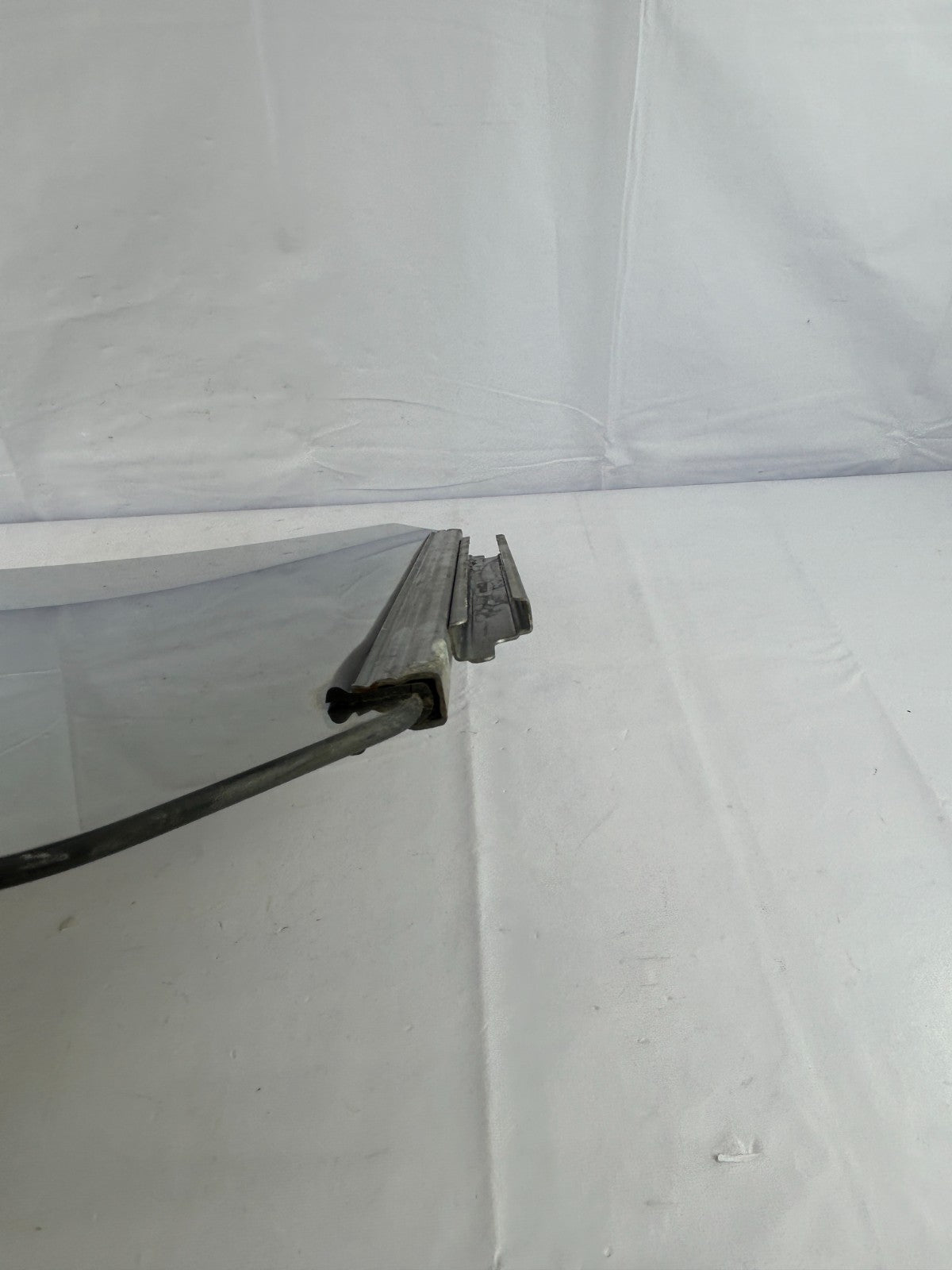 1998-2004 Toyota Land Cruiser Rear Left Side Door Window Glass OEM 68114-60170