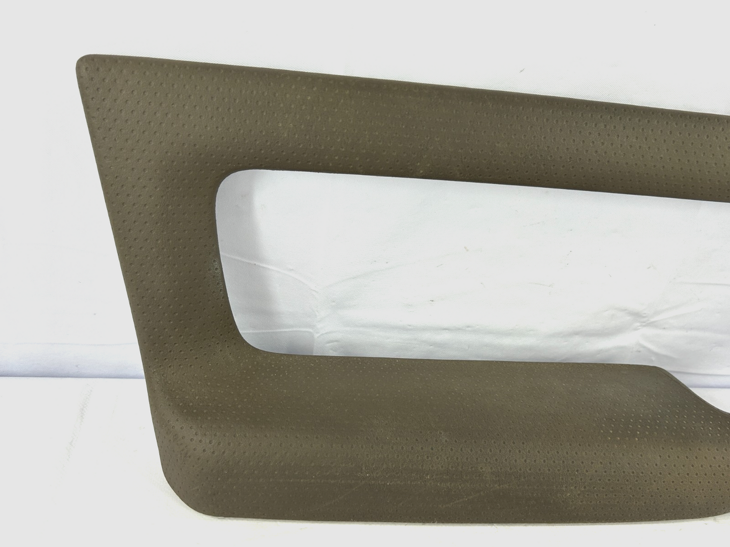 98-02 Toyota Land Cruiser Front Left Door Armrest Pull Handle OEM 74220-60090
