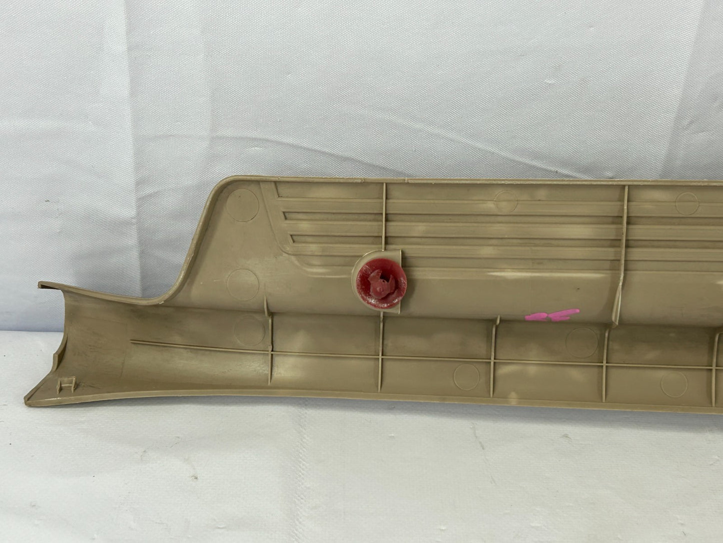 98-03 Toyota Land Cruiser Front Right Door Scuff Plate Beige OEM 67913-60040-A0