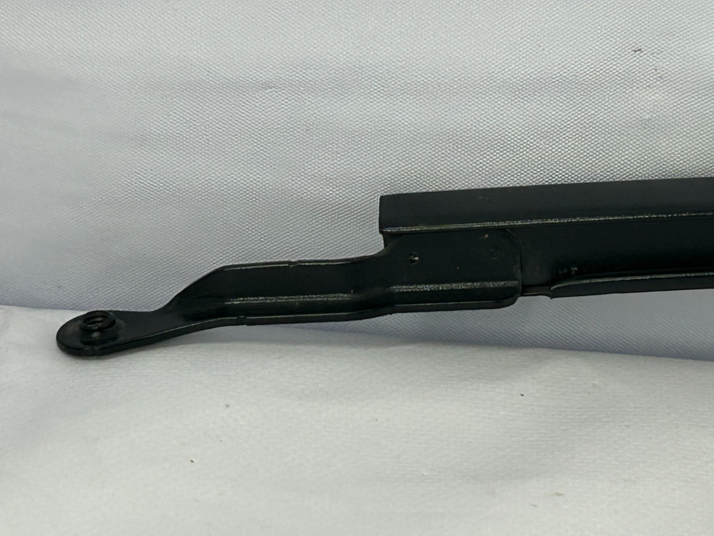 98-07 Toyota Land Cruiser Rear Left Window Rail Guide Support Bar OE 67408-60040