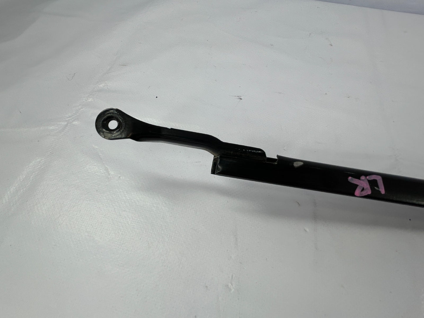 98-07 Toyota Land Cruiser Rear Left Window Rail Guide Support Bar OE 67408-60040